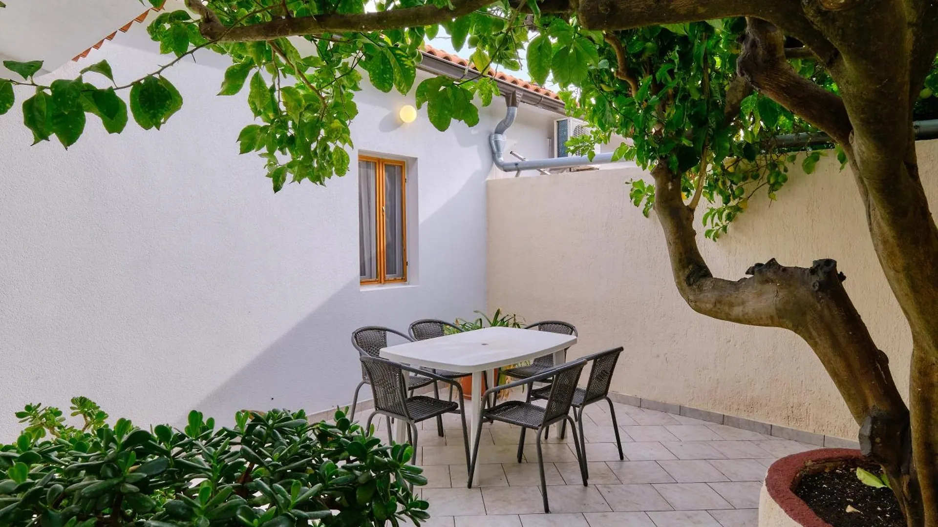 Apartments Antonella Veli Lošinj